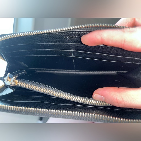 AUTHENTIC Pre-Owned Prada Large Saffiano Leather Wallet - Picture 11 of 13